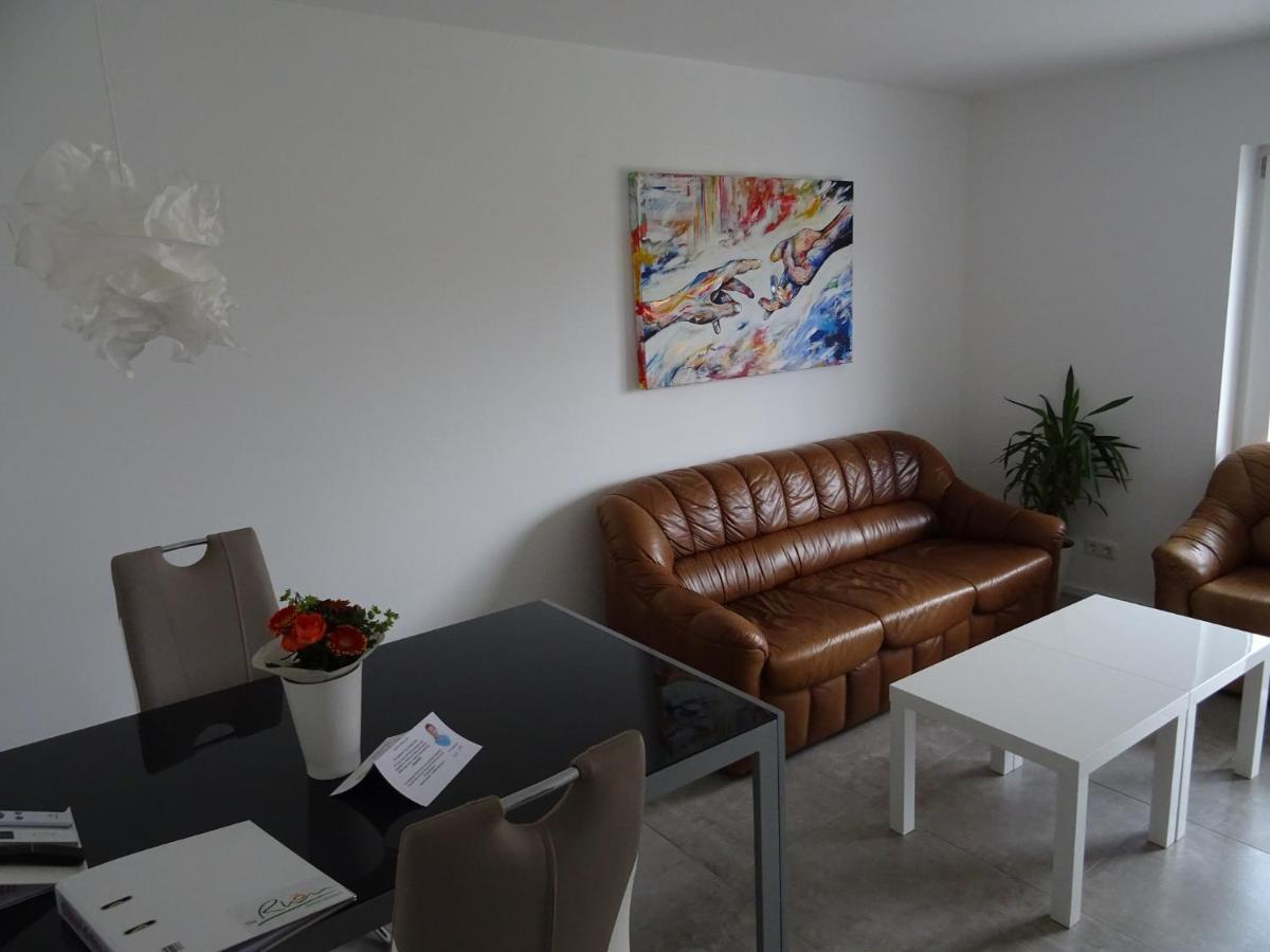 Ferienwohnung Happynes Bad Neustadt an der Saale Exterior foto